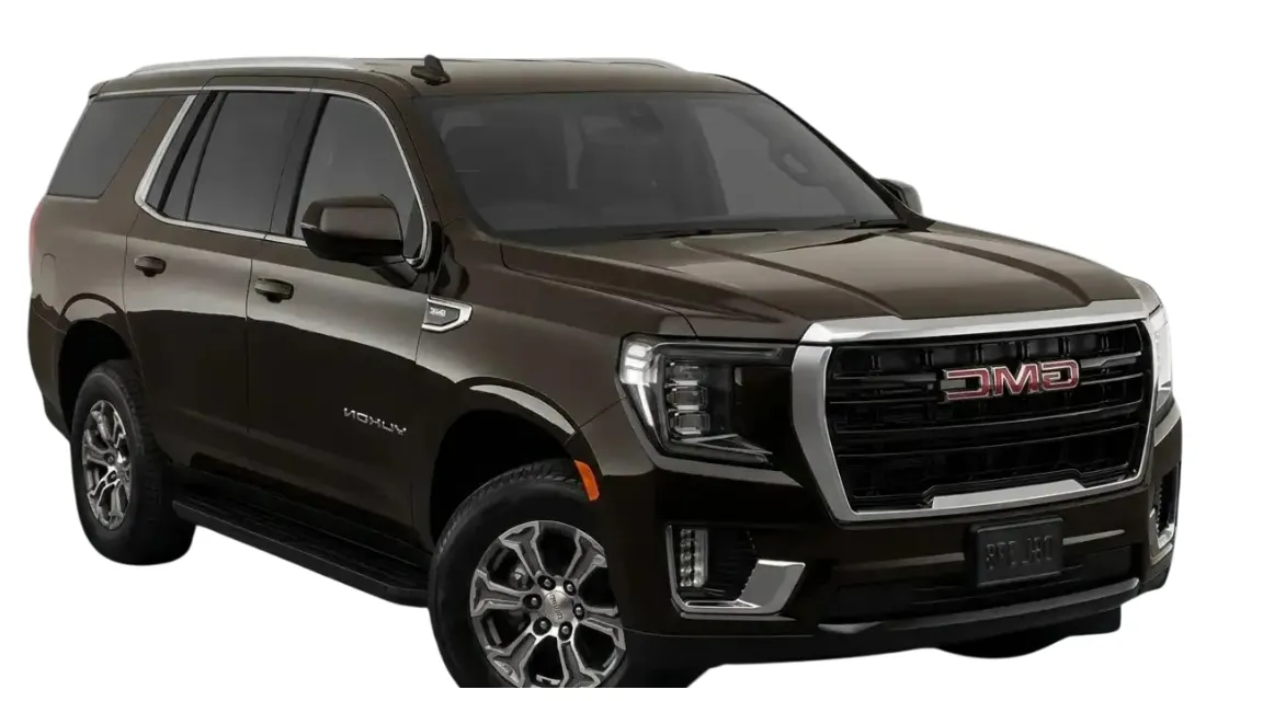 VIP GMC Yukon chauffeur service at luxury hotel in Saudi Arabia